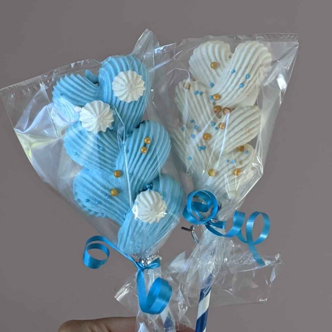 Meringue Pops (dozen) / Paletas de Merengue (docena)