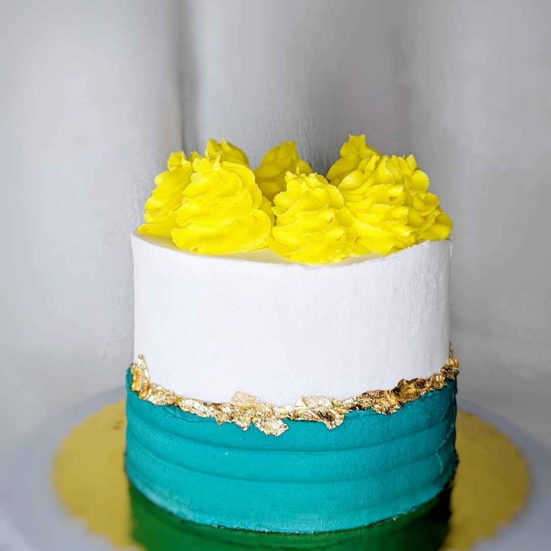 Pre-Designed Cake 1